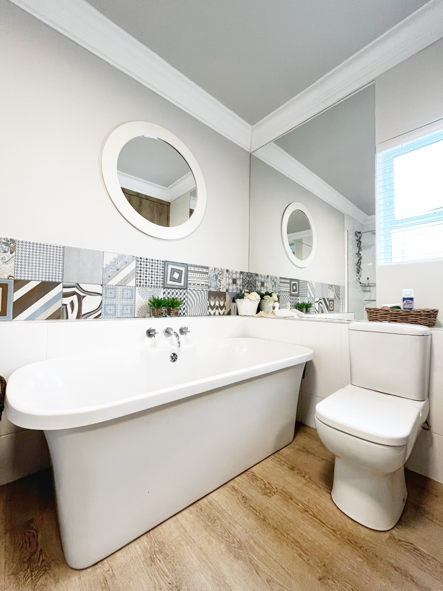 3 Bedroom Property for Sale in Diaz Beach Western Cape